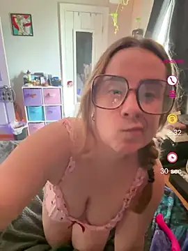 peachesrae webcam