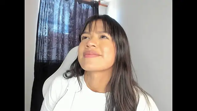 meganthompsonn22 webcam