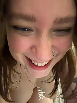 lucy-joy webcam