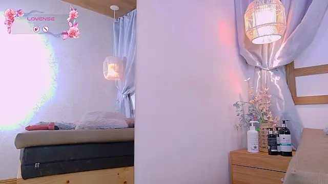 RenataLeclair webcam