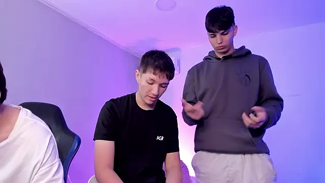 Handsomeboyss19 webcam