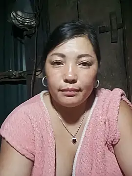 sary-hot2x webcam