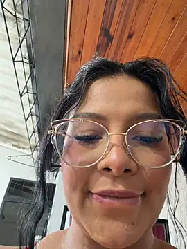 Megan_hugeboobs webcam