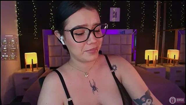 emmy_wattsoon webcam