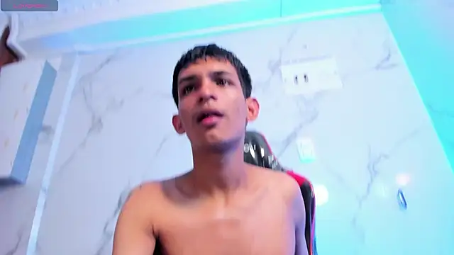 littlecum18 webcam