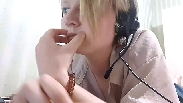 JennyShortcut webcam