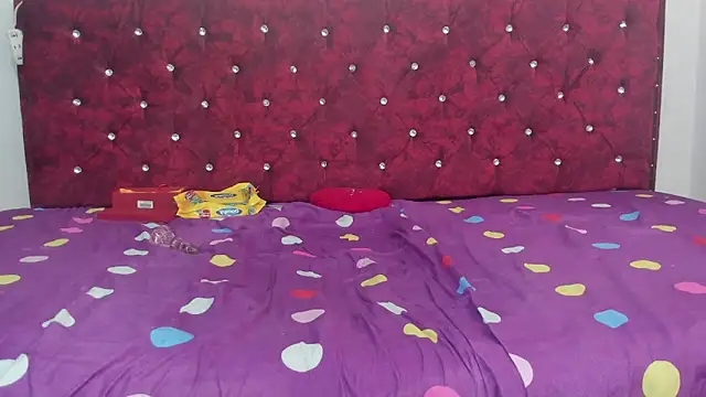 spicy_kirie_ webcam