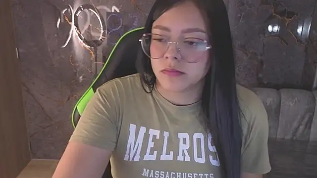 mia_velvet_cn webcam
