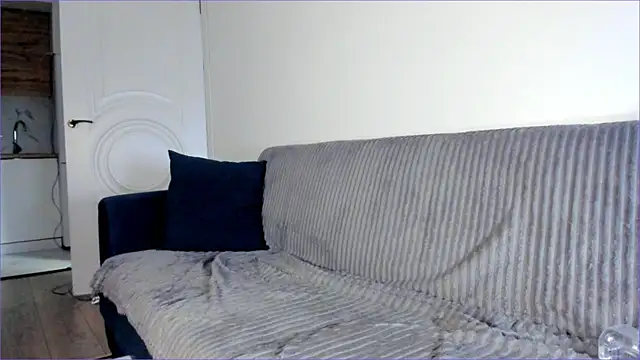 kimiko_ara webcam