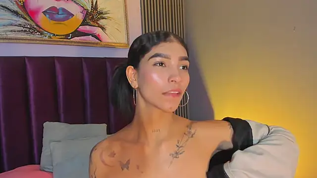 LauraAristizabal webcam