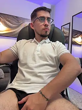 Tommas_Jhonson webcam
