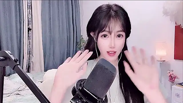 Laura_520