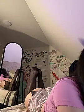 Watch KRASOTKA_LIYA live on EroticFlix - High definition streams