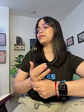 tati_reyess webcam