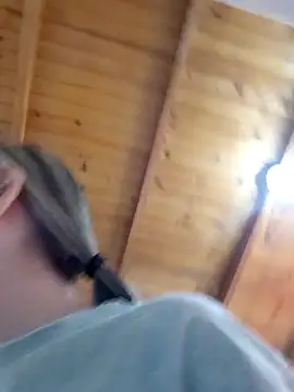 Iris_love18 webcam