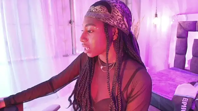 Queen_perla_ webcam