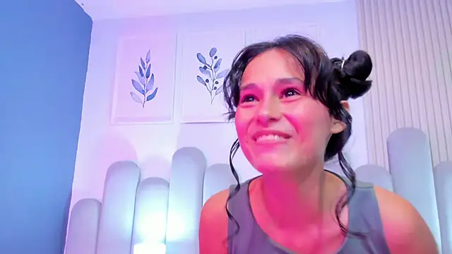 luly_dreams webcam
