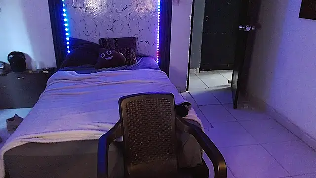 Mr_yisuzz webcam