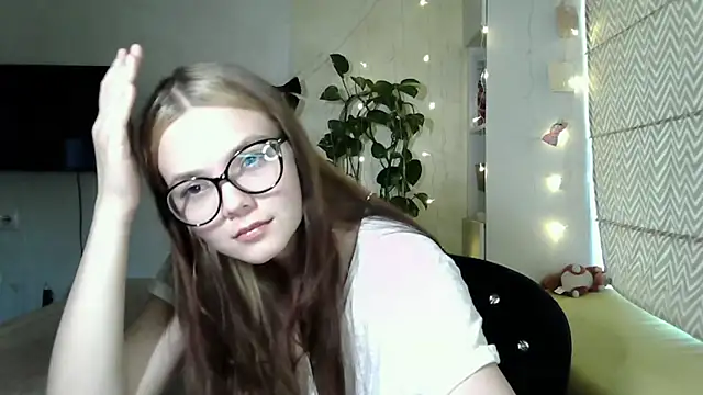AvrilGillig webcam