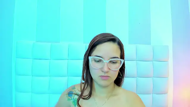 teresasroom_ - Teresasroom_'s free webcam - UK Sex Cams