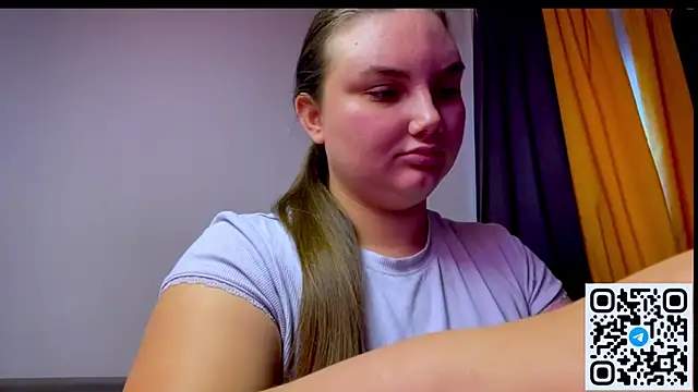 Dreamyblushfairy webcam