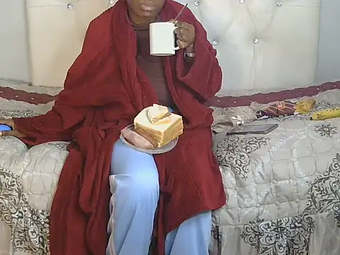 EbonyLipsX webcam