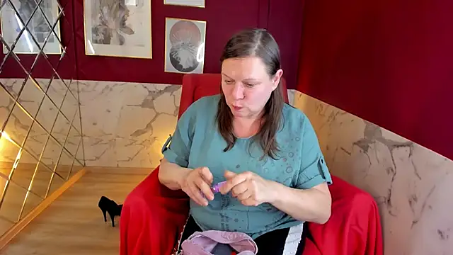 KellyPerfection webcam