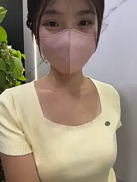 Gougou13's cam show statistics and live stream