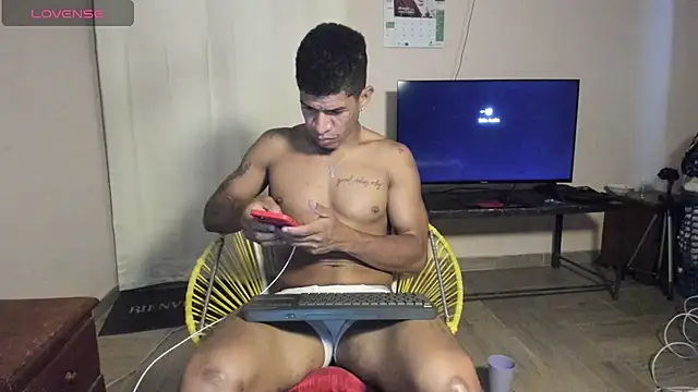 antonio_aguilarx webcam