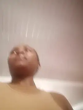 YummyMilkylanexxx webcam