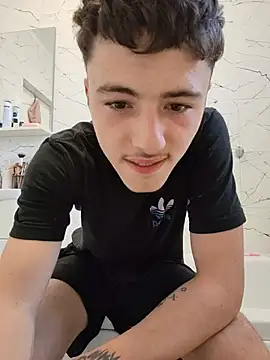 denysio89 Live Webcam on Stripchat