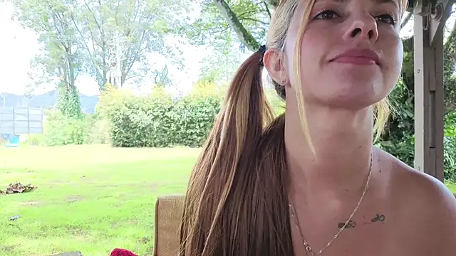 NatashaDiamond webcam