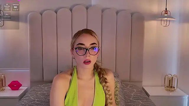 Watch Sarajonnes live on EroticFlix - High definition streams