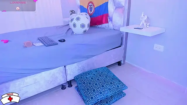 Watch Nox_katana live on EroticFlix - High definition streams