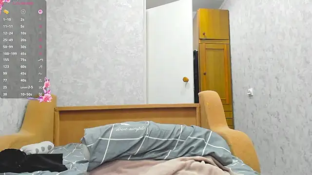 Watch EvonDales live on EroticFlix - High definition streams
