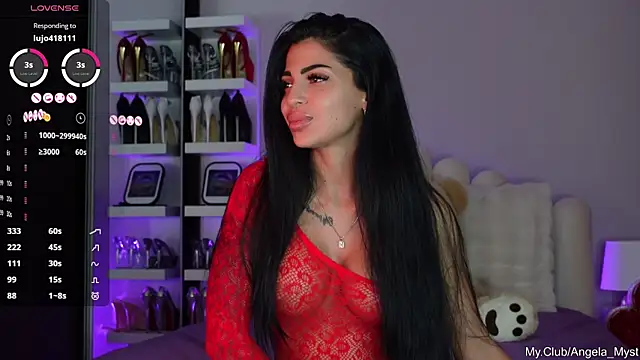 angela_myst (Ask my age) - Last tipper gets a naughty video🔥