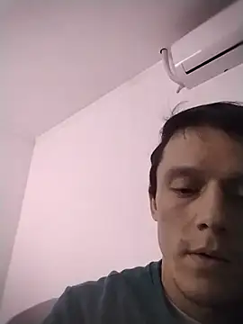 RAFAELQUINTEROSCAVALHEI webcam