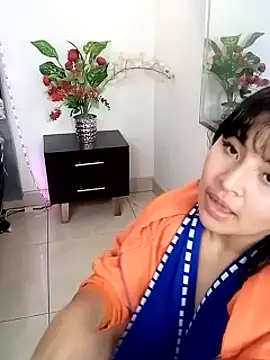 Liily_Foxxy webcam