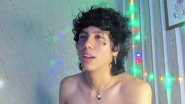 sckrapper (M twink) - Firts cummm (〃´～｀〃)♡~
