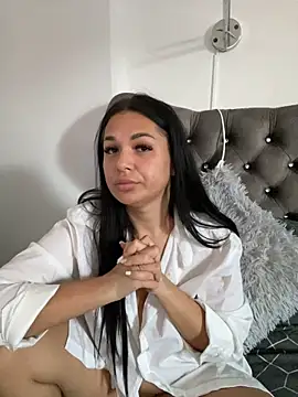 Watch KayaGlow live on EroticFlix - High definition streams