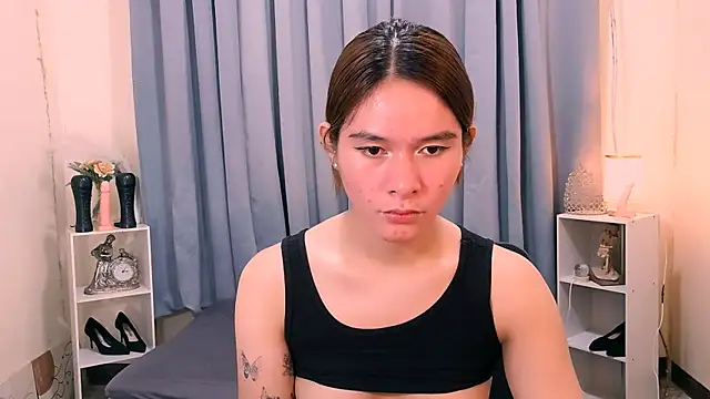 Mimi_Mckinley webcam
