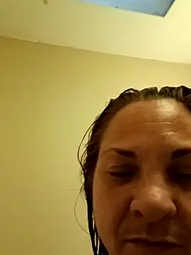 BrattyGirl2424 webcam