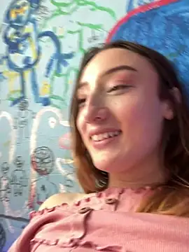 Valery_Salmons webcam