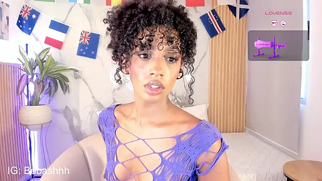 Fyre_divine live cam on StripChat
