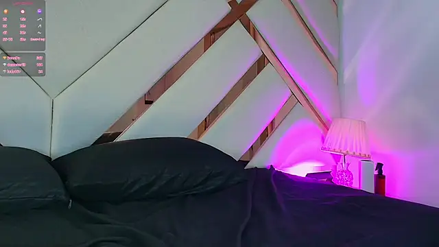 Noa_butterfly_ webcam