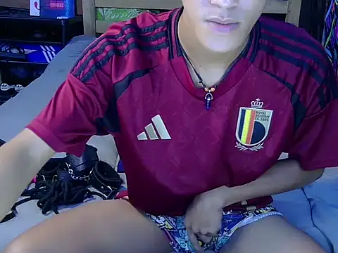 hugekenbigcock webcam