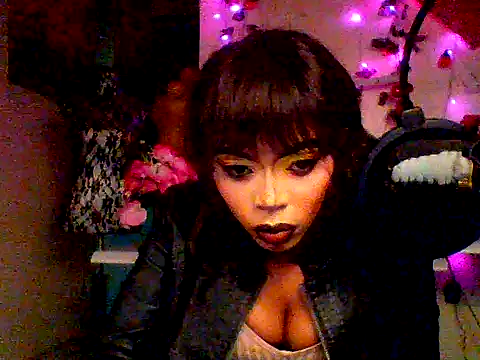 Anaconda2350 live cam on StripChat
