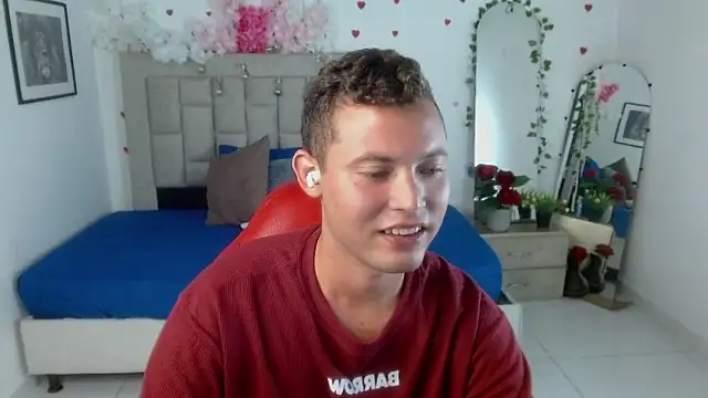 sven_fox723 webcam