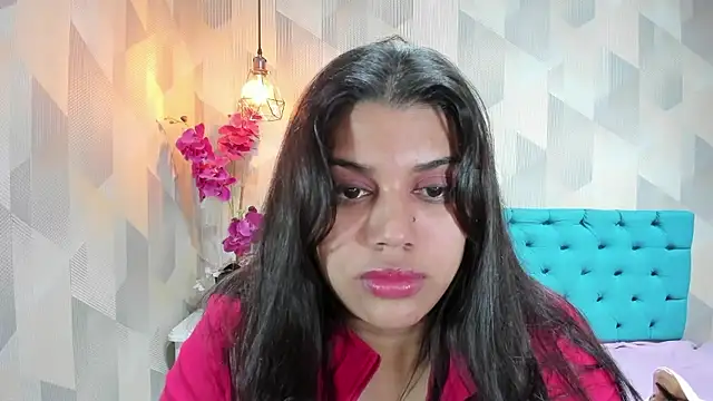 LindaBreeS webcam