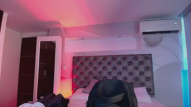 DereckandJakee webcam